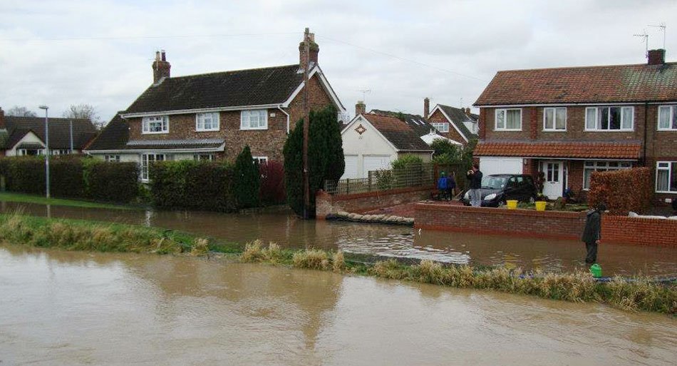 Villagers praise council staff for saving homes from Boxing Day flood